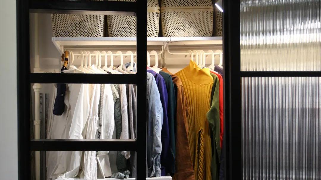 北漂十年买下39㎡老破小，改成两室两厅还带20㎡露台，太爽了！