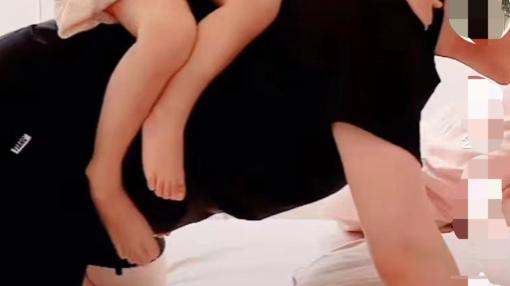 陈赫|陈赫家中带娃太开心！两女儿调皮捣蛋似儿子，二婚生活显甜蜜