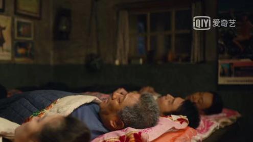 周秉昆|《人世间》：周秉昆父母去世，三兄妹都崩溃了，但郑娟最心痛