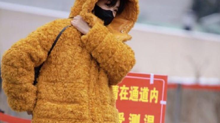 王源|央视春晚第二次联排，宋茜现身说我要去上班，努力的宋茜真迷人