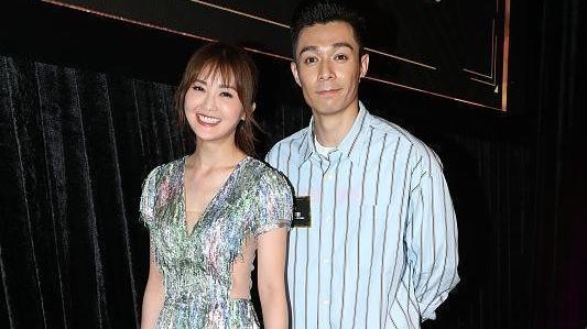 苏提达|蔡卓妍有点胖了，但气质更甜美了，穿亮片拼接薄纱裙好显身形