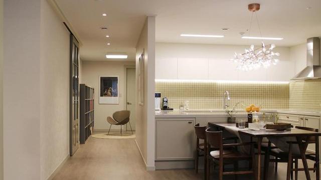 21岁步入社会，31岁买下126，布置成温馨法式风，给足自己安全感