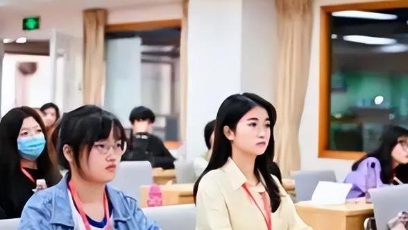 大学生|2022或是最难就业季，毕业生将达1076万，部分学生可能毕业就失业