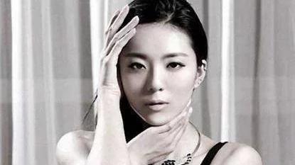 维密天使|“第一黄金比例”美女，身材完美，网友比维密天使更有看头