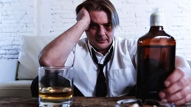 牛奶|“肝”净百病消，身体频繁出现4个表现，说明肝藏毒太多了