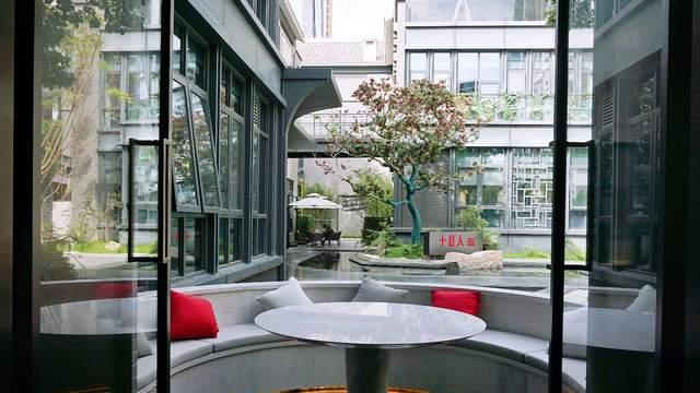 去晋江吃什么呢？让小红人带我们游创意园，吃海鲜火锅
