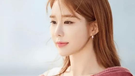 整容|她明明是一张“整容脸”，却从没被观众吐槽过，还不是因为“太会演”？