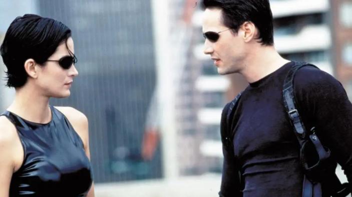 r数据科学|文：看完《黑客帝国》，会让人想要重新审视，这个现实世界