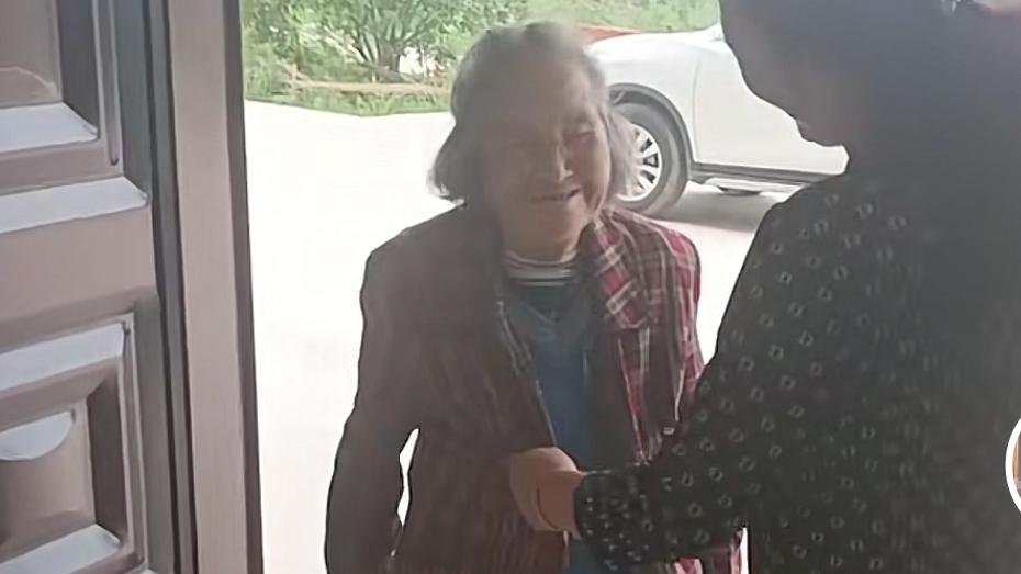 张玉环|汪女士被质疑，张玉环霸气护妻喊话网友“她是我名门正娶的妻子”