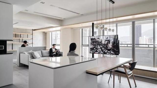 她家99㎡，客厅不放茶几和电视柜，入住反而舒心，晒晒！