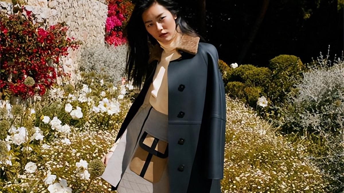 何穗|世界小姐原利亮相《天天向上》，与刘雯何穗相比，比例失调有点怪