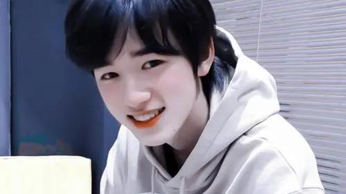 华晨宇|华晨宇参加王牌节目后，其他艺人也表现不俗，那么谁更引人关注