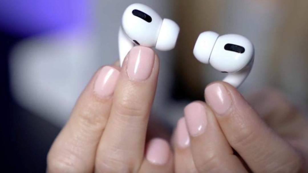 耳机|为什么几乎一夜之间，手机都要取消耳机孔？背后原因很现实