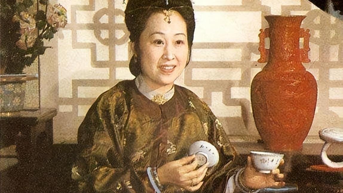 林更新|她因出演薛姨妈，成为“国民好姨妈”，她几乎是演了自己