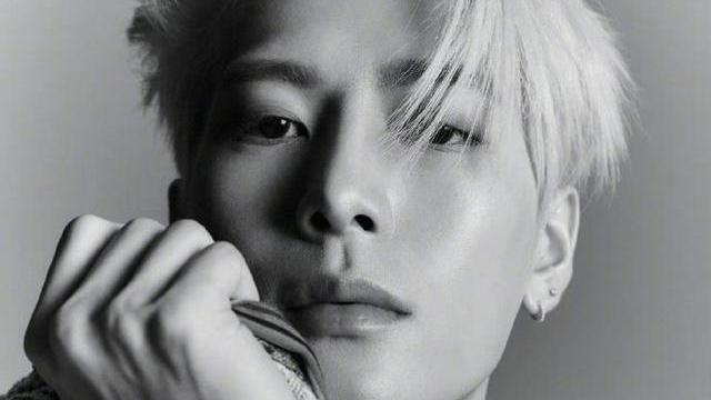 王嘉尔|王嘉尔评论粉丝supermarketme什么意思？网友：你还是不知道的好