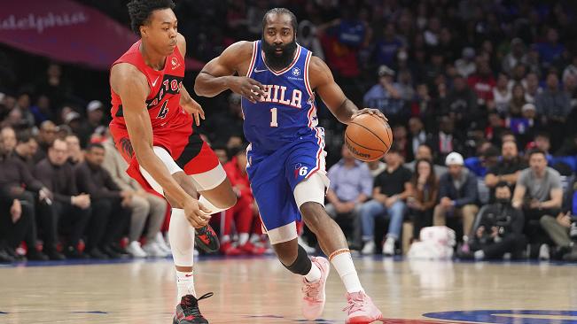 篮网队|大爆冷！NBA引吐槽：为避开篮网，两强队一起演戏，东部第2要不得
