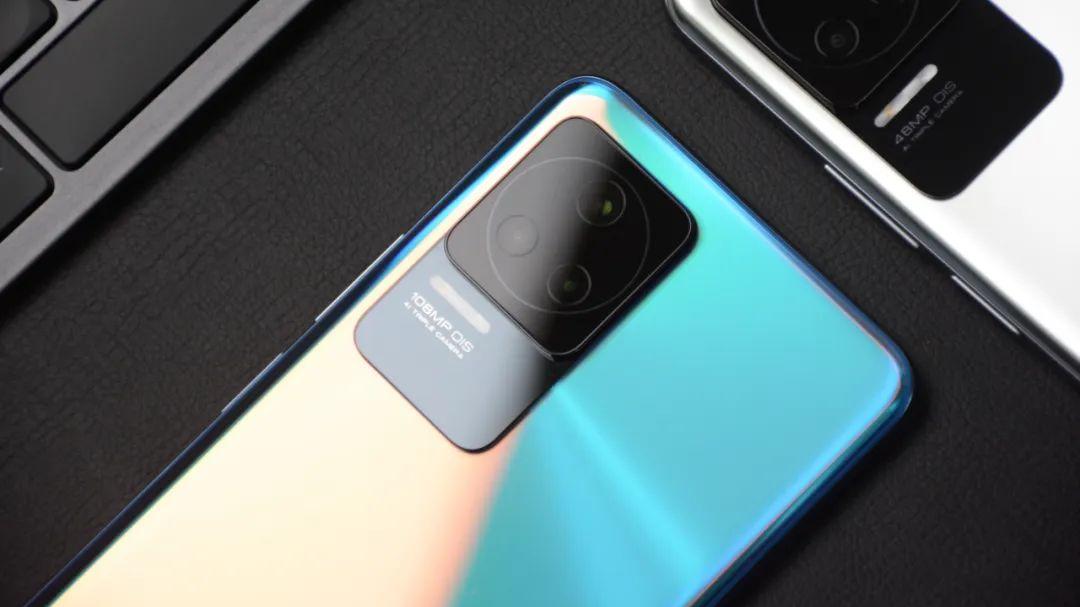 小米科技|对红米K50的质感不满意？小米11质感倒是不错，要不要考虑一下？