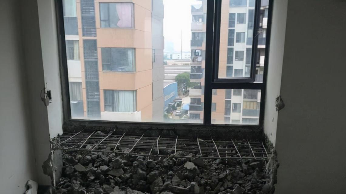 砸掉飘窗，家里瞬间增大了5㎡！普通住宅也能拥有星级酒店的视野