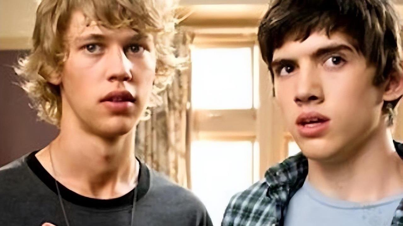 辛迪·克劳馥|三流男星靠女人上位？现女友辛迪·克劳馥之女，绯闻女友德普千金