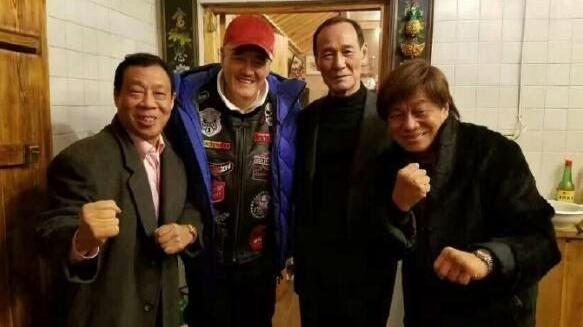 赵本山|陈惠敏前往东北，被赵本山问崩牙驹和乔四谁更牛？梁小龙不敢吭声