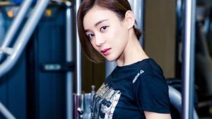 普拉提|袁姗姗准备进入夏天做普拉提