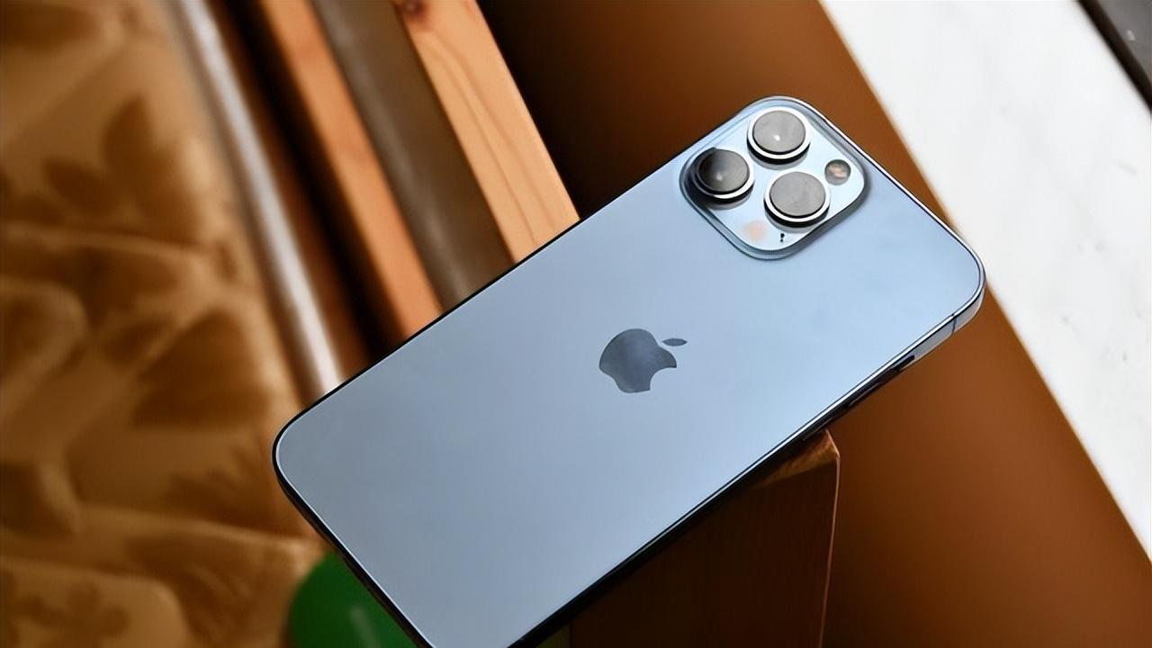 苹果|意外！苹果官网首次开启降价登上热搜！网友：苹果也不好过啊