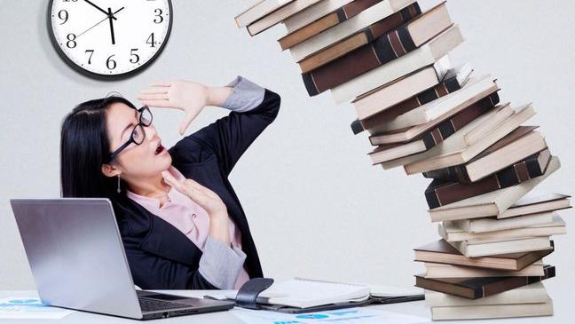 |明明所有工作都已经做完了，老板还是希望看到员工加班