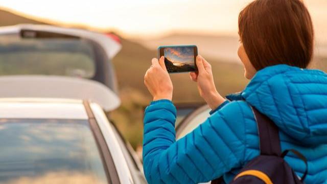 机器人|为什么现在用照相机的人越来越少了？