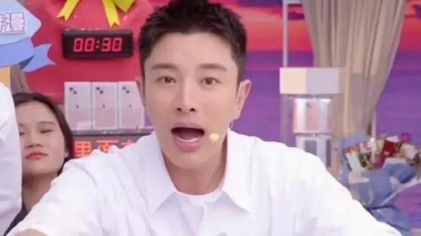 贾乃亮|贾乃亮“私信劝删”方法失败！2.6亿佣金谣言愈演愈烈后再发声明