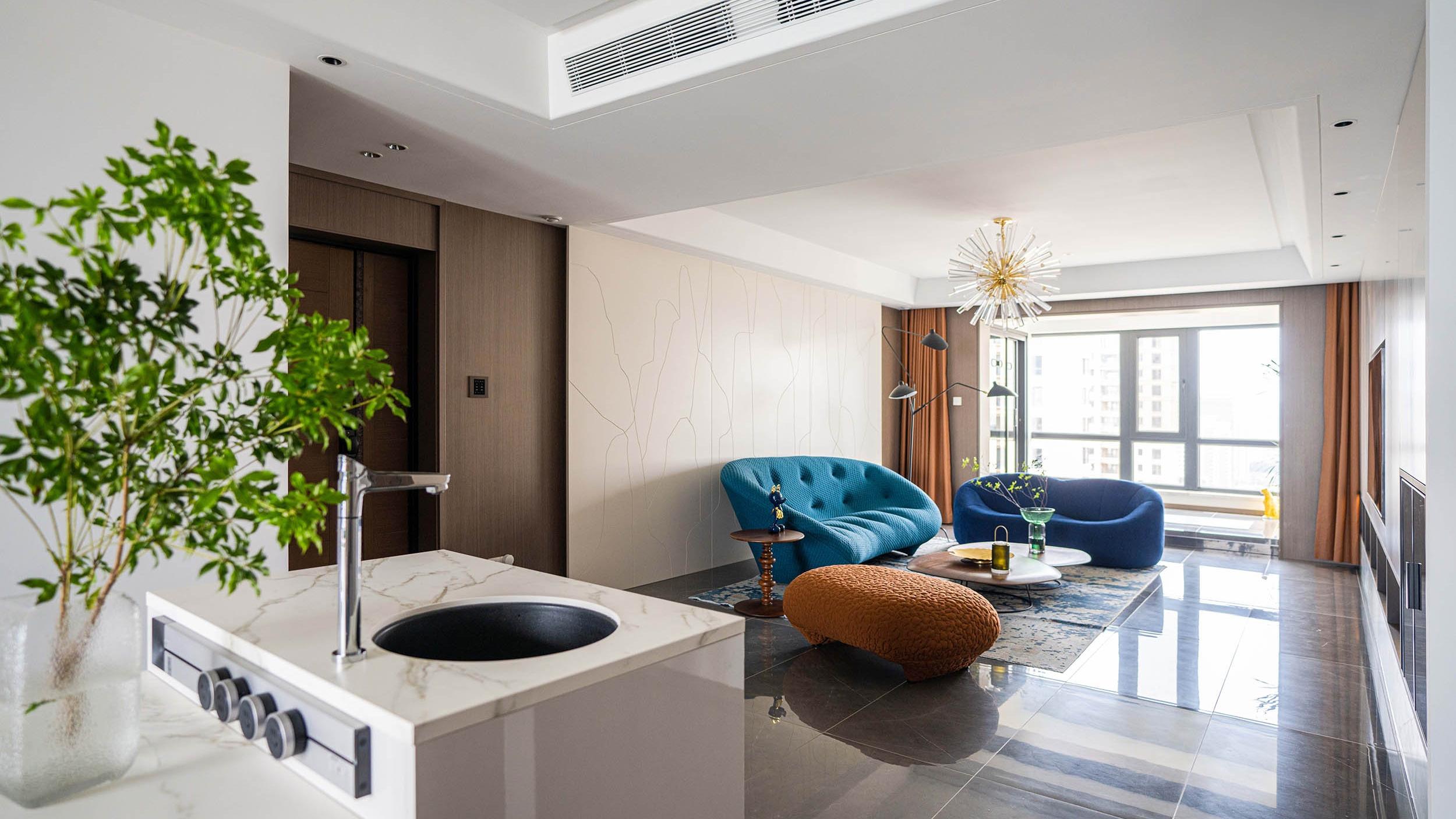 深圳夫妻200㎡的大平层火了，装修那叫一个高级大气，太有品味了