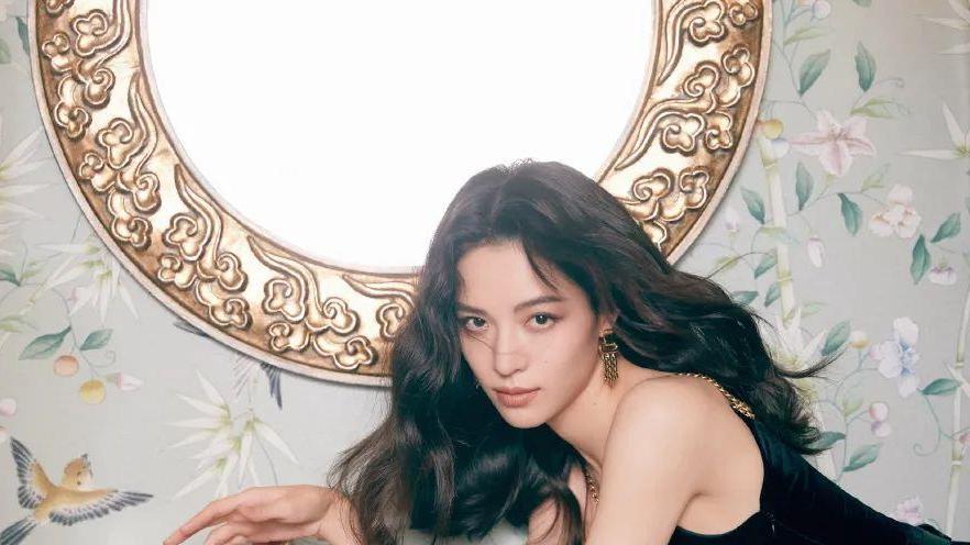 |小八卦，倪妮，关晓彤，蒋依依，钟楚曦