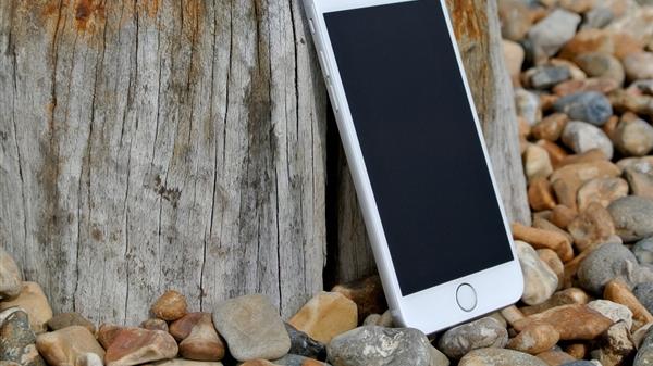 iphone6|苹果全面放弃一代神机