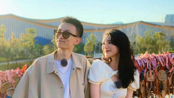 喜欢你3|《喜欢你3》CU官宣分手三天掉粉10万？而蓓蓓却因此涨粉5万！