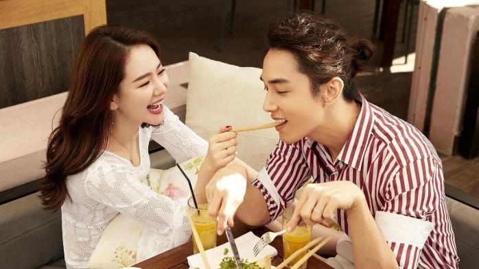 王心凌|她是很多人的“童年女神”，美貌迷倒释小龙，嫁给黑人后变化大