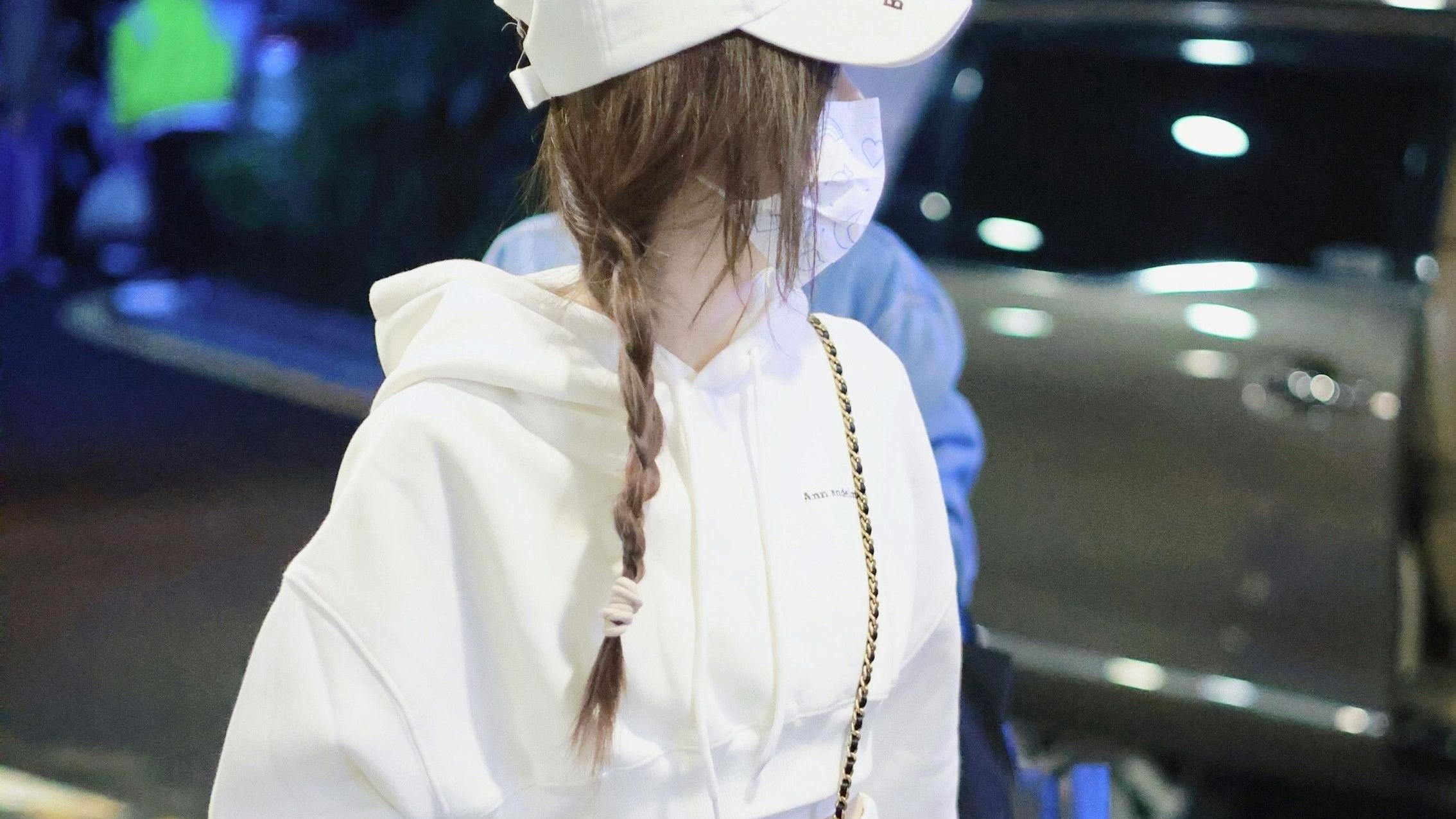 王心凌|破浪3官宣了！39岁王心凌成种子选手，天鹅颈大长腿真的美爆了！