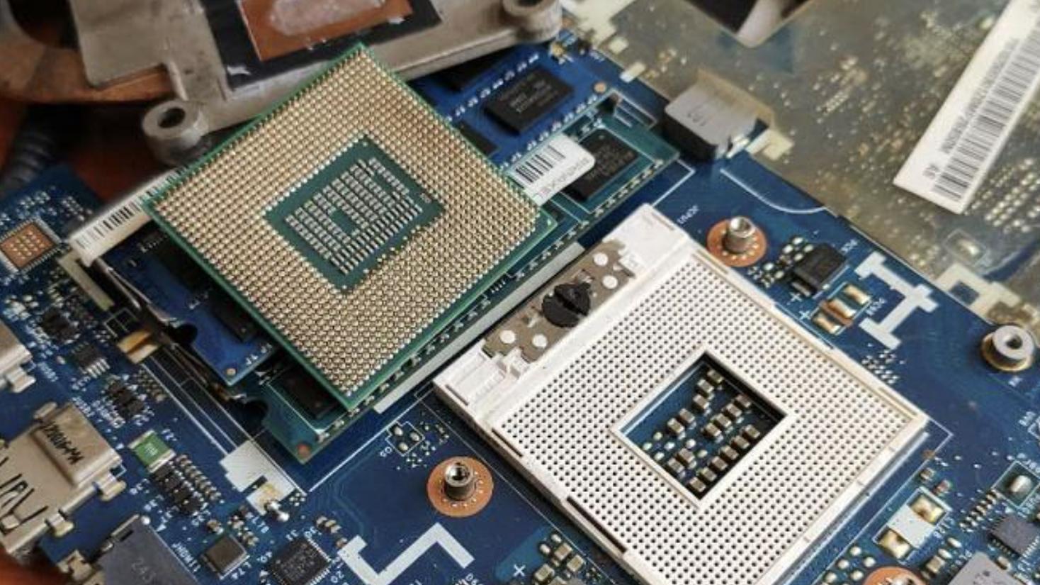 十年前的电脑CPU是4核Q8200，经过升级，又起飞了