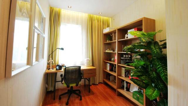 90平米的温馨小家，玄关柜超实用美观，软装布置实在是太好看了