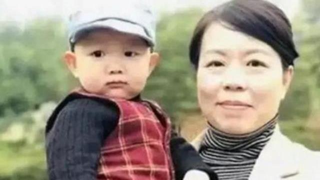 许敏|老杜过节无人陪，姚威、许敏背黑锅，网友晒姚威童年照打抱不平！