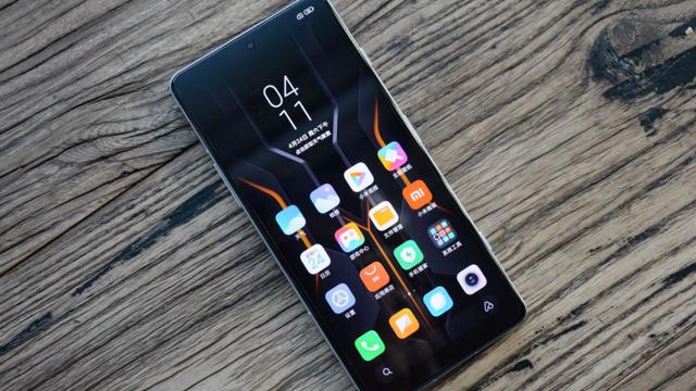 高通骁龙|12GB+5065mAh+67W闪充，现已跌至1970元，柔性直屏旗舰濒临下架