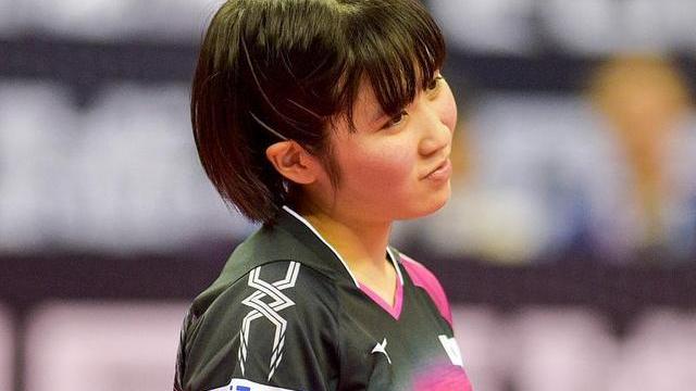 日本队|女单大爆冷！世界冠军2：4不敌日本削球手佐藤瞳，闭目无奈直摇头