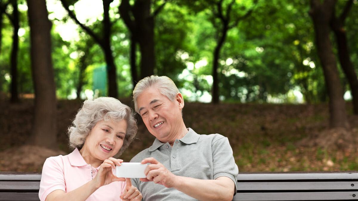 牛皮癣|人老了，手里要有几张王牌