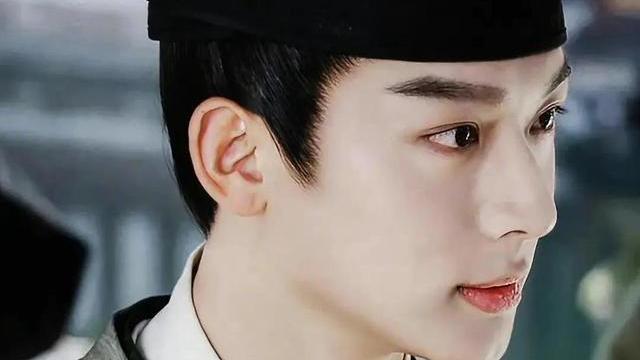 杨紫|杨紫、白鹿新剧组男子天团，1女三男的配置，雄竞剧开始卷起来了