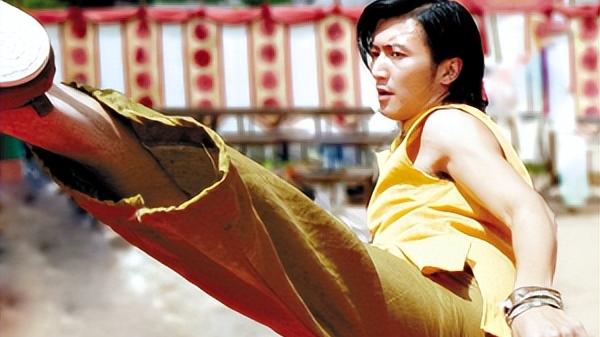 谢霆锋|这身材帅！42岁的谢霆锋半裸上身露出肌肉，犹如20几岁的年轻小伙