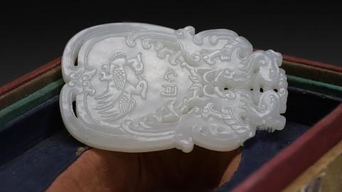 和田玉籽料|和田玉籽料“比翼同心珮”