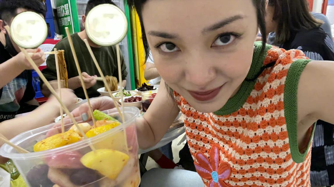 姐姐|浪姐3：吃货姐姐曝光，郭采洁横扫小吃街，吴谨言干饭人彻底实锤