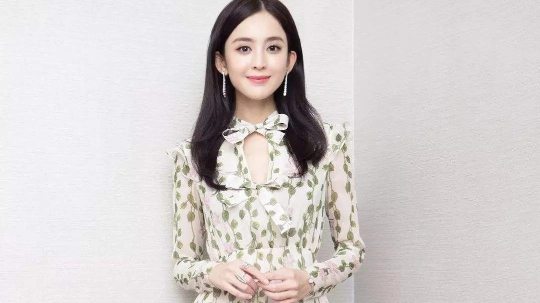 古力娜扎|娜扎有多美？身穿蝴蝶裙参加活动，网友：张翰眼光真不赖