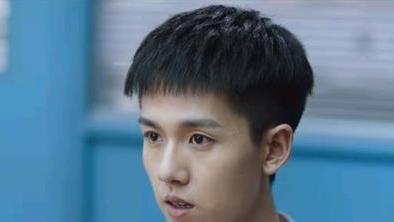 张耀|演技青涩剧情拖，张耀新剧为何还能让我连刷10集，仍然觉得不过瘾