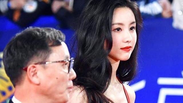 陈都灵|换个造型像解开封印，有多少女明星的颜值被低估了