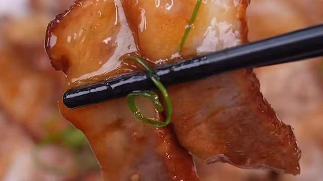 芋头|只需两步，你也能做出外脆里嫩的叉烧肉，保证你一学就会