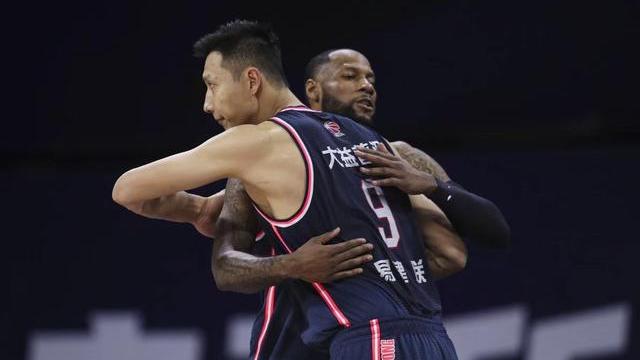 广东男篮|留下莱多+放弃威姆斯？杜锋或扶正“最强王牌”，广东欲复仇辽宁